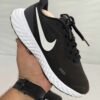Nike Revolution 5 Wide