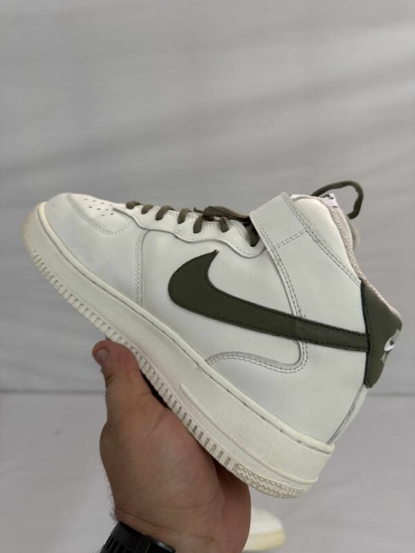NIKE AIR FORCE 1 MID