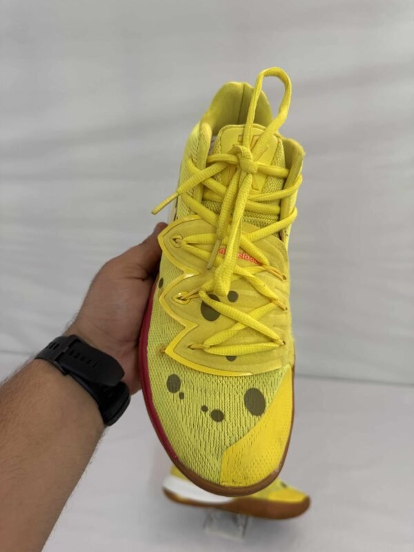 NIKE KYRIE 5 SPONGEBOB