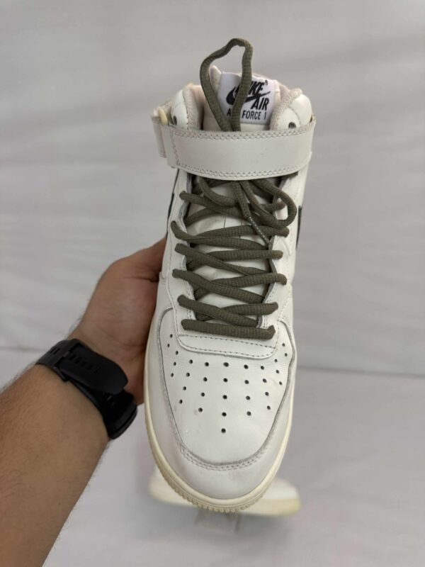 NIKE AIR FORCE 1 MID